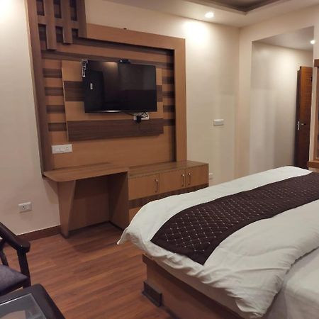 Summer Hill Resort Chail Extérieur photo
