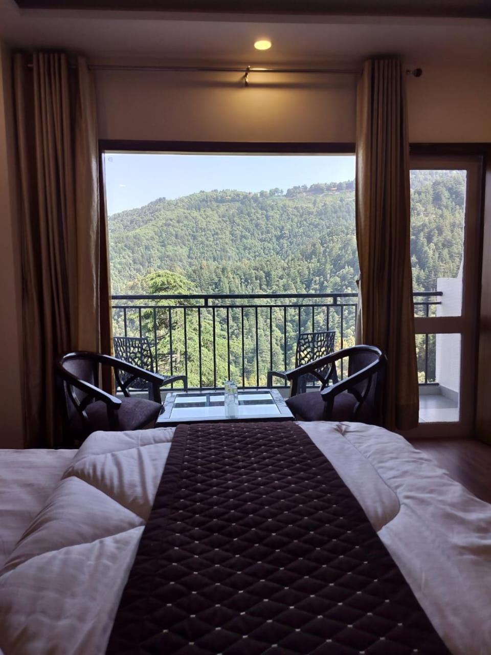 Summer Hill Resort Chail Extérieur photo